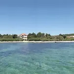 Malenica Pensión