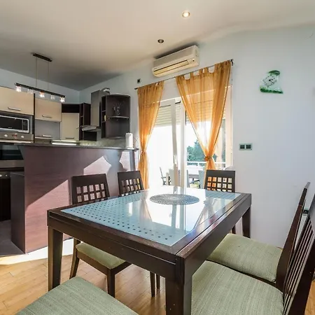Malenica Guest house Sukosan