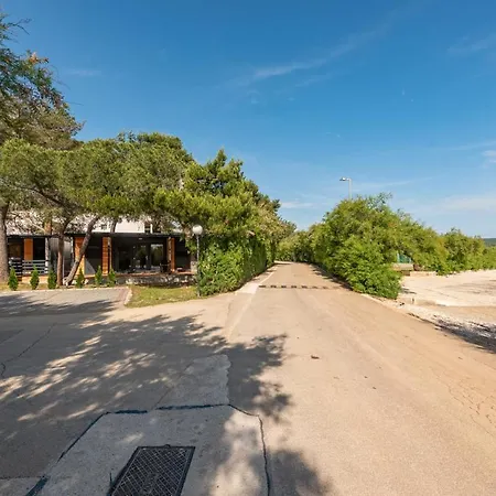 Malenica Gasthuis 3*